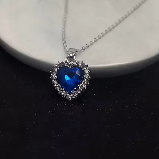 Collar Corazón Azul Zafiro con Cristales
